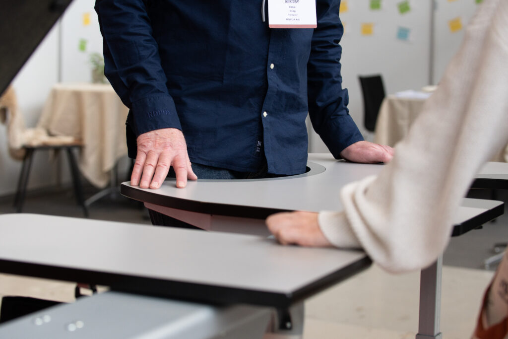 Wheelchair accessible tables